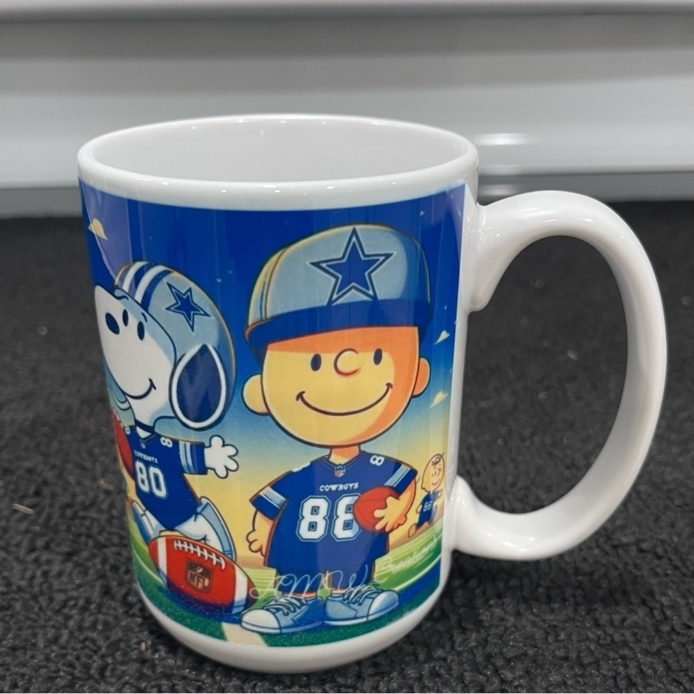 DALLAS COWBOYS SNOOPY COFFEE CUP 15 oz - Picture 2 of 2